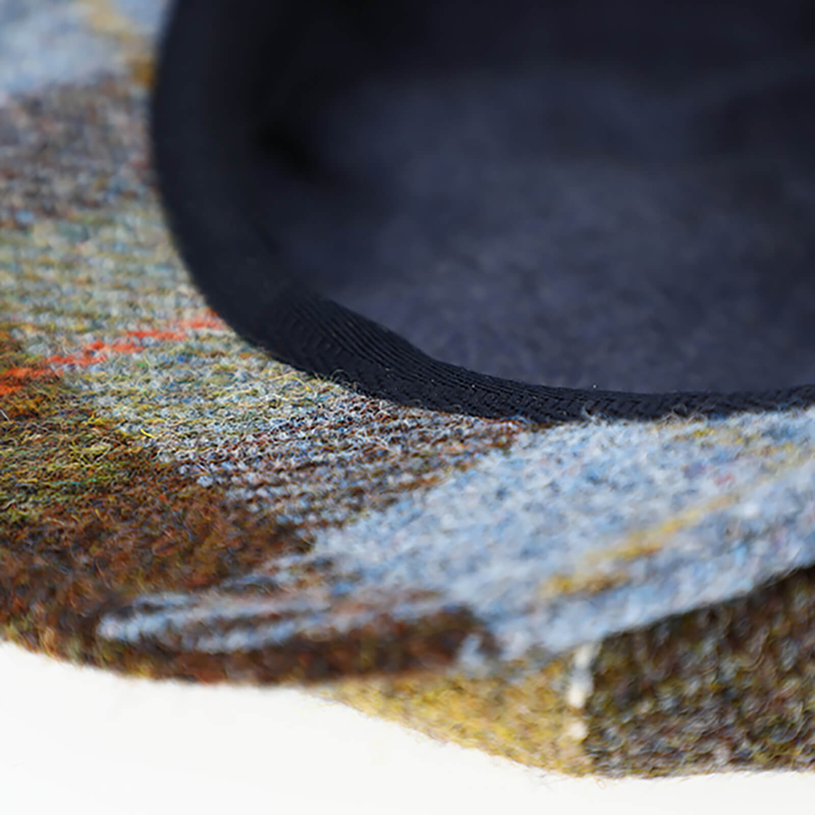 Fiebig 8-Panel Cap Harris Tweed Oliv